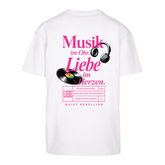 Musik im Ohr. Liebe im Herzen - Oversized Statement Shirt (Backprint)