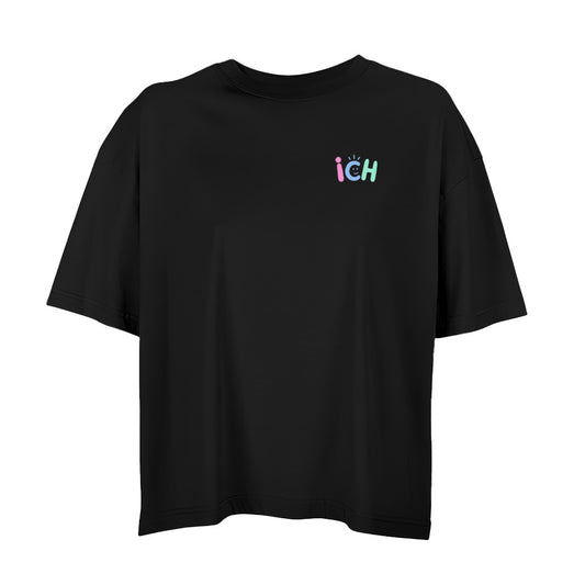    Oversized Shortcut Shirt Sonderedition in Black – Vorderansicht mit kleinem Frontprint