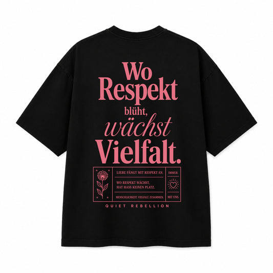 Wo Liebe blüht, wächst Vielfalt - Oversized Statement Shirt