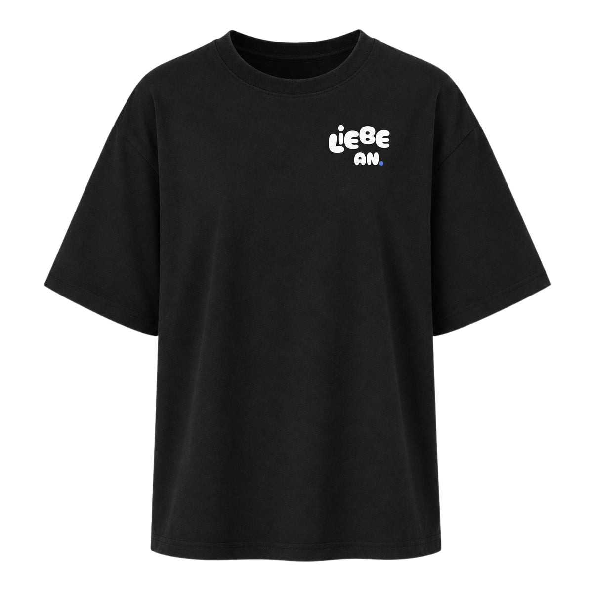  Schwarzes Oversized Statement Shirt von vorn mit kleinem Brustmotiv